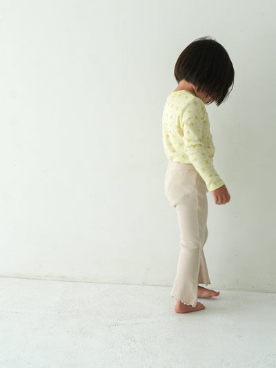 【2月24日(月)12時〜】Ribbed flare "frill"