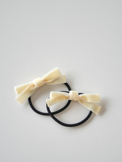 Ribbon hair tie