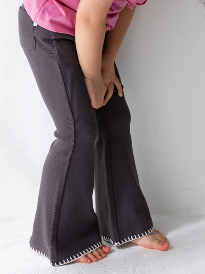 Stitch flare pants