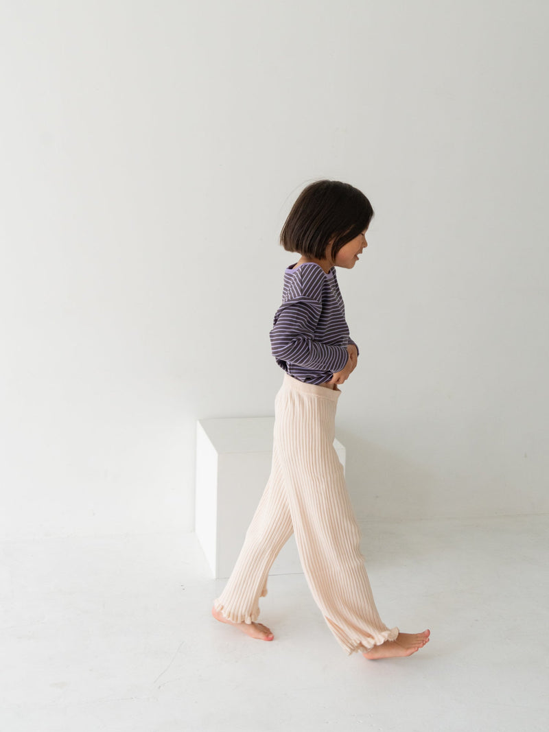 Knit frill pants